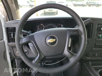 2016 Chevrolet Express 2500 Cargo Van 1WT 135.0" WB - miniatura 10