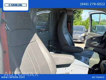 2016 Chevrolet Express 2500 Cargo Van 1WT 135.0" WB - miniatura 17