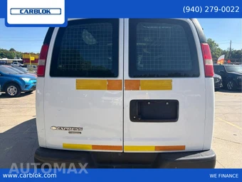 2016 Chevrolet Express 2500 Cargo Van 1WT 135.0" WB - miniatura 23