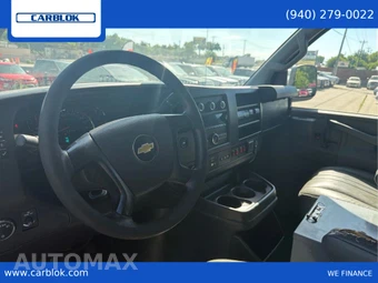 2016 Chevrolet Express 2500 Cargo Van 1WT 135.0" WB - miniatura 29
