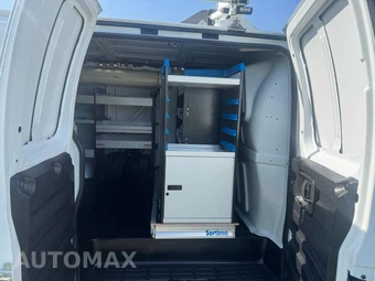2016 Chevrolet Express 2500 Cargo Van 1WT 135.0" WB - miniatura 30