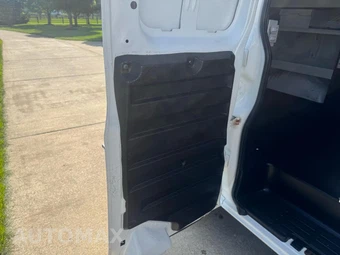 2016 Chevrolet Express 2500 Cargo Van 1WT 135.0" WB - miniatura 32