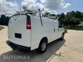 2016 Chevrolet Express 2500 Cargo Van 1WT 135.0" WB - miniatura 7