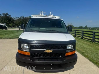2016 Chevrolet Express 2500 Cargo Van 1WT 135.0" WB - miniatura 9