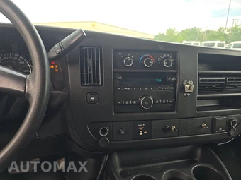 2016 Chevrolet Express 2500 Cargo Van 1WT 135.0" WB – miniatura 11
