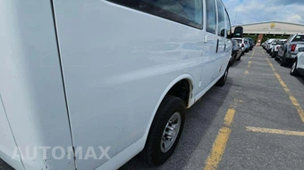 2016 Chevrolet Express 2500 Cargo Van 1WT 135.0" WB – miniatura 22