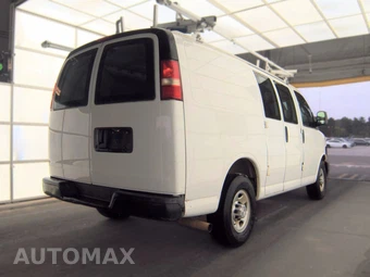 2016 Chevrolet Express 2500 Cargo Van 1WT 135.0" WB – miniatura 4