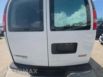 2016 Chevrolet Express 2500 Cargo Van 1WT 135.0" WB - miniatura 22