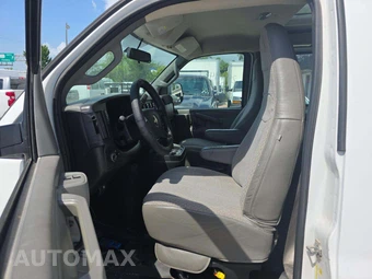 2016 Chevrolet Express 2500 Cargo Van 1WT 135.0" WB - miniatura 3