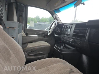 2016 Chevrolet Express 2500 Cargo Van 1WT 135.0" WB – miniatura 8
