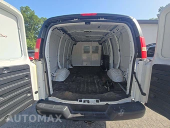 2016 Chevrolet Express 2500 Cargo Van 1WT 135.0" WB – miniatura 13