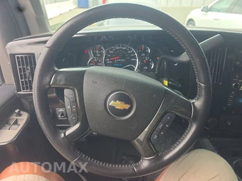 2016 Chevrolet Express 2500 Cargo Van 1WT 135.0" WB - miniatura 10