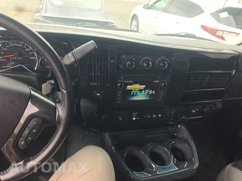 2016 Chevrolet Express 2500 Cargo Van 1WT 135.0" WB - miniatura 11