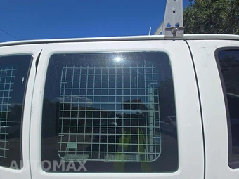 2016 Chevrolet Express 2500 Cargo Van 1WT 155.0" WB - miniatura 19