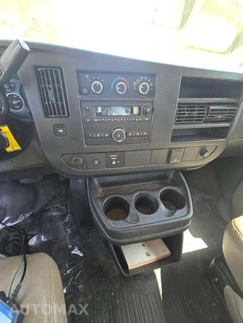 2016 Chevrolet Express 2500 Cargo Van 1WT 155.0" WB - miniatura 7