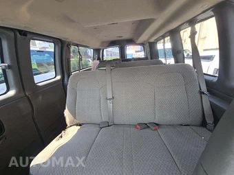 2016 Chevrolet Express 2500 Passenger Van LS 1LS 135.0" WB - miniatura 13