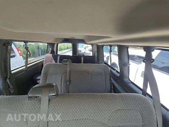 2016 Chevrolet Express 2500 Passenger Van LS 1LS 135.0" WB - miniatura 14