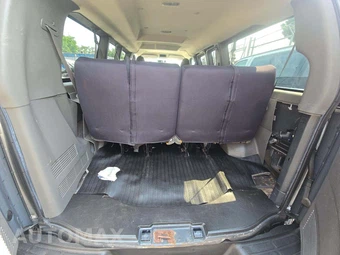2016 Chevrolet Express 2500 Passenger Van LS 1LS 135.0" WB - miniatura 15