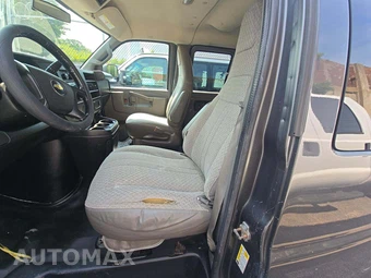 2016 Chevrolet Express 2500 Passenger Van LS 1LS 135.0" WB - miniatura 6