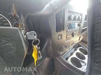 2016 Chevrolet Express 2500 Passenger Van LS 1LS 135.0" WB - miniatura 8
