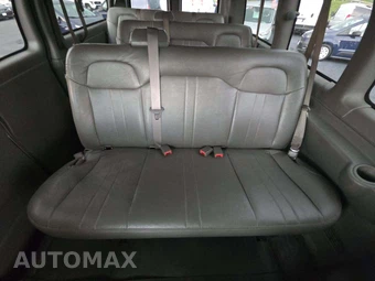 2016 Chevrolet Express 2500 Passenger Van LS 1LS 135.0" WB - miniatura 10