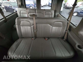 2016 Chevrolet Express 2500 Passenger Van LS 1LS 135.0" WB - miniatura 11