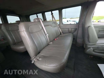 2016 Chevrolet Express 2500 Passenger Van LS 1LS 135.0" WB - miniatura 14