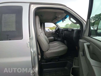 2016 Chevrolet Express 2500 Passenger Van LS 1LS 135.0" WB - miniatura 16