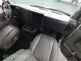 2016 Chevrolet Express 2500 Passenger Van LS 1LS 135.0" WB - miniatura 17