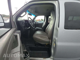 2016 Chevrolet Express 2500 Passenger Van LS 1LS 135.0" WB - miniatura 3