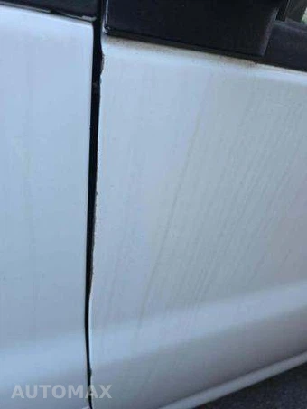 2016 Chevrolet Express 3500 Cargo Van 1WT 135.0" WB – miniatura 21