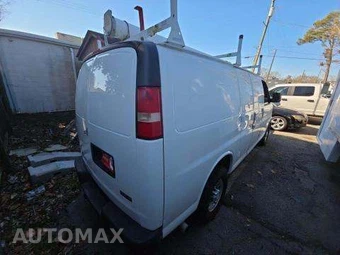 2016 Chevrolet Express 3500 Cargo Van 1WT 135.0" WB – miniatura 3