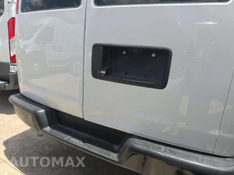 2016 Chevrolet Express 3500 Cargo Van 1WT 155.0" WB - miniatura 25