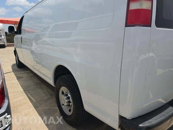 2016 Chevrolet Express 3500 Cargo Van 1WT 155.0" WB - miniatura 26