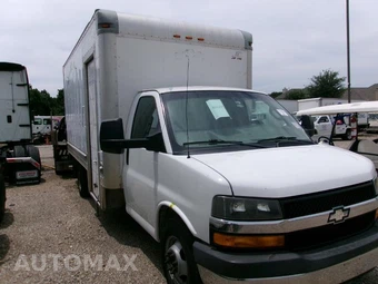 2016 Chevrolet Express 3500 Cutaway 1WT - miniatura 2