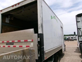 2016 Chevrolet Express 3500 Cutaway 1WT - miniatura 3