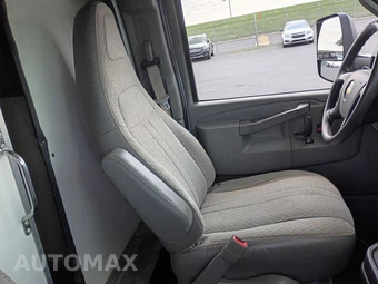 2016 Chevrolet Express 3500 Cutaway 1WT DRW 159.0" WB - miniatura 16