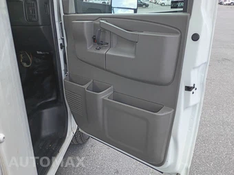 2016 Chevrolet Express 3500 Cutaway 1WT DRW 159.0" WB - miniatura 21