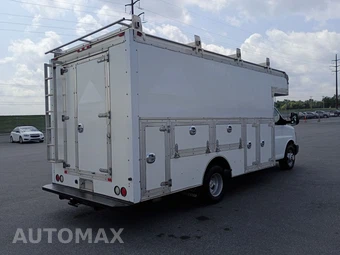 2016 Chevrolet Express 3500 Cutaway 1WT DRW 159.0" WB - miniatura 6