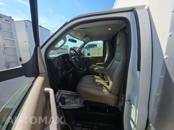 2016 Chevrolet Express 3500 Cutaway 1WT DRW - miniatura 6