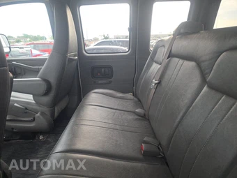 2016 Chevrolet Express 3500 Passenger Van LS 1LS 135.0" WB - miniatura 13