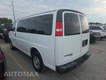 2016 Chevrolet Express 3500 Passenger Van LS 1LS 135.0" WB - miniatura 6