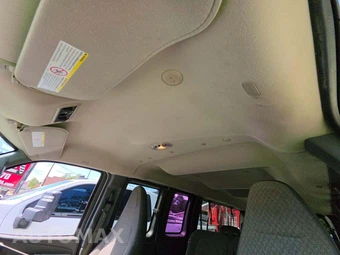 2016 Chevrolet Express 3500 Passenger Van LT 1LT 155.0" WB - miniatura 11