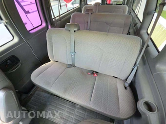 2016 Chevrolet Express 3500 Passenger Van LT 1LT 155.0" WB - miniatura 13