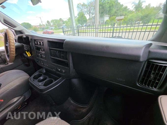 2016 Chevrolet Express 3500 Passenger Van LT 1LT 155.0" WB - miniatura 20