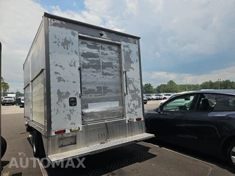 2016 Chevrolet Express 4500 Cutaway 2WT - miniatura 6