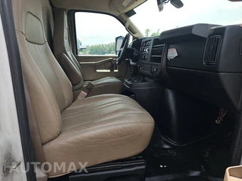 2016 Chevrolet Express 4500 Cutaway 2WT - miniatura 8
