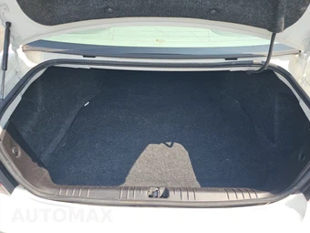 2016 Chevrolet Impala Limited LS 1FL – miniatura 16
