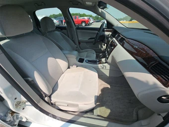 2016 Chevrolet Impala Limited LS 1FL – miniatura 8