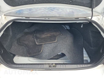 2016 Chevrolet Impala Limited LS 1FL – miniatura 16